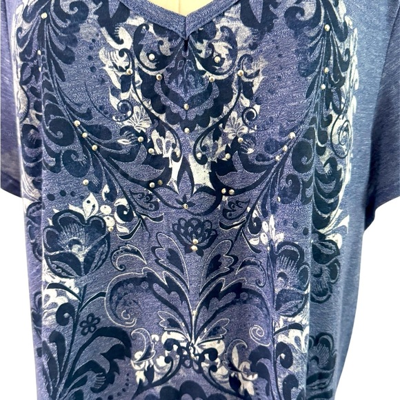 Signature Studio Tops - Signature Studio Blue Patterned Women's Top